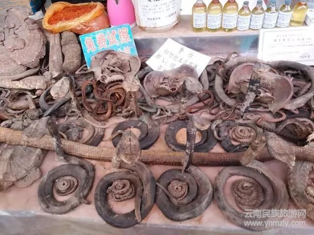 喜歡云南旅游的朋友,你去過(guò)地方的集市節(jié)嗎?