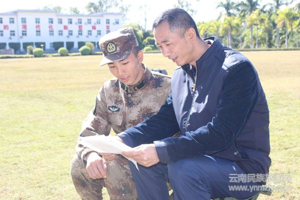 【黨的十九大精神進(jìn)軍營(yíng)】致敬軍屬！一段情、一封信詮釋熾熱擁軍情懷